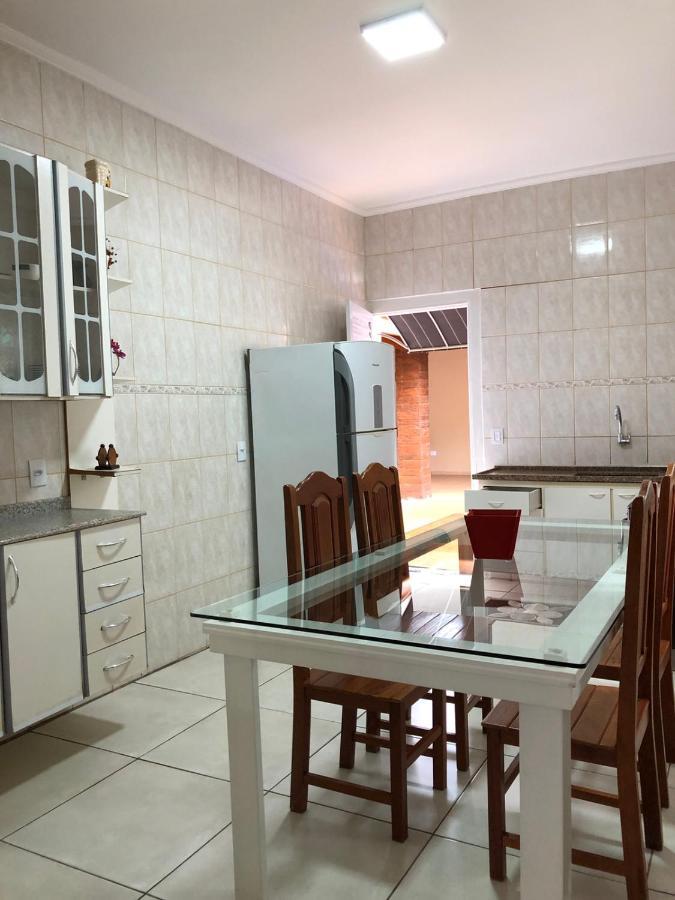 Вілла Casa Temporada Olimpia 8 Pessoas Com Piscina Екстер'єр фото