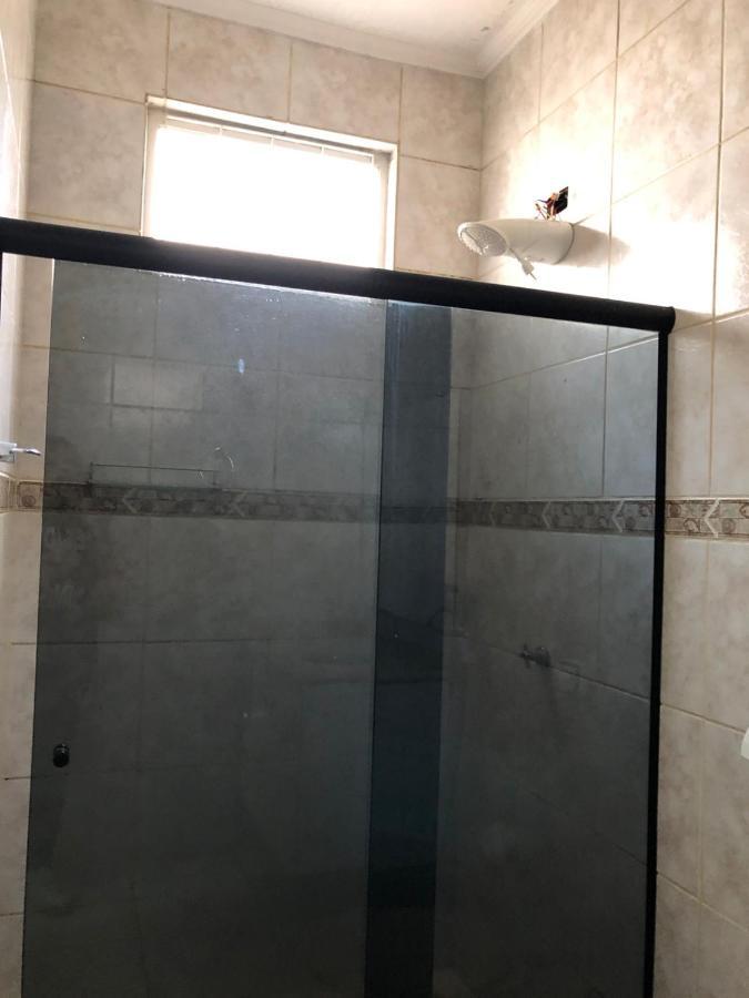 Вілла Casa Temporada Olimpia 8 Pessoas Com Piscina Екстер'єр фото